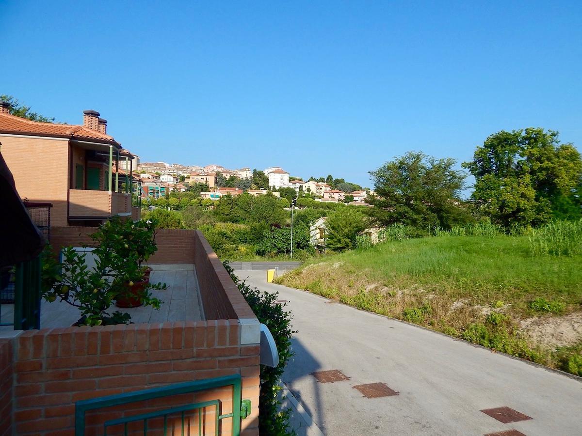 Apartament S127 - Sirolo, Nuovissimo Monolocale Con Terrazzo Zewnętrze zdjęcie
